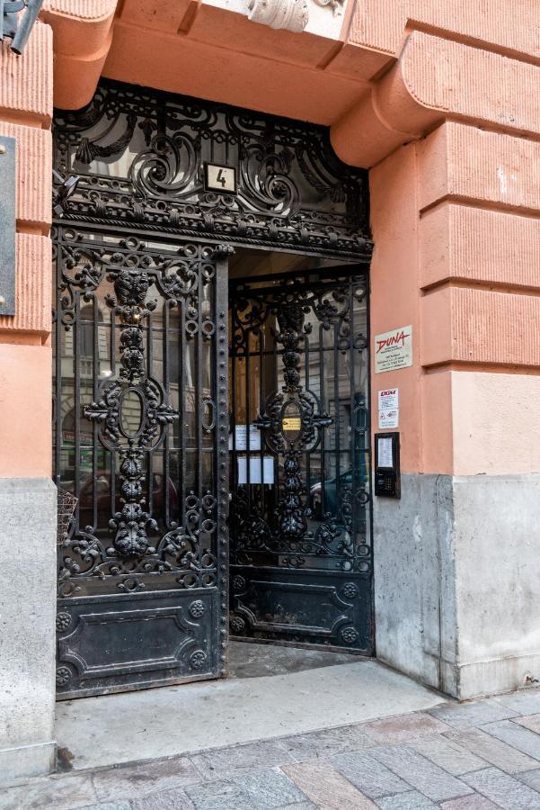 Danubius Grand Astoria Budapest Exterior foto